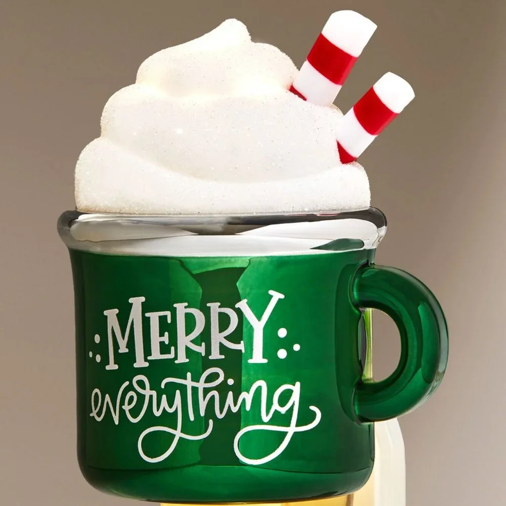 Bath & Body Works Christmas Mug Nightlight Wallflowers Fragrance Plug-In